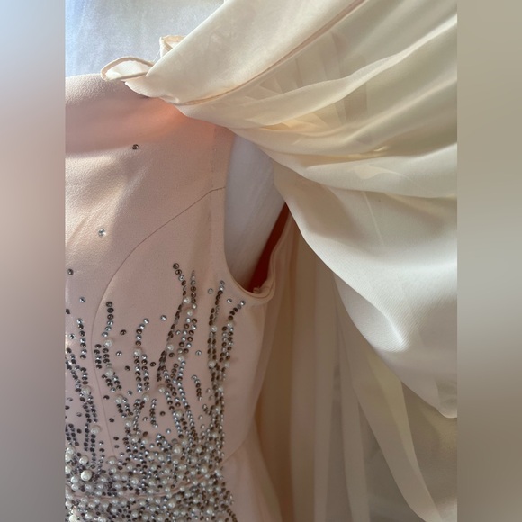 Elegant evening dress, bought from Turkey, worn once! - Picture 7 of 15